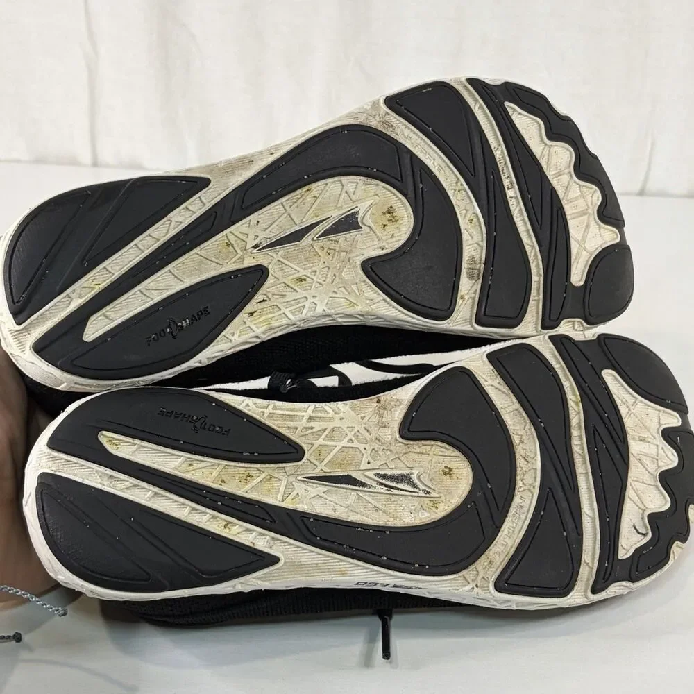 ALTRA Escalante Women's Size 9.5 Black White Road Running Shoes Sneaker